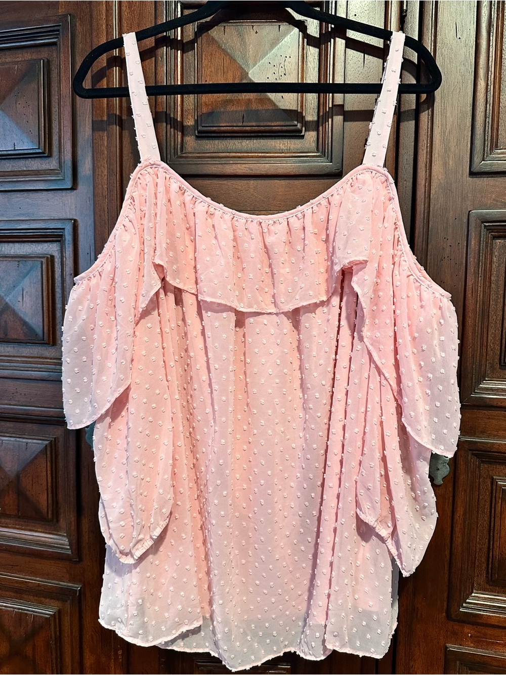 3X Women’s Cold-Shoulder Ruffled Swiss Dot Top - Light Pink lined adjustable